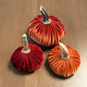Velvet Pumpkin Decor Set in Crimson Red and Orange